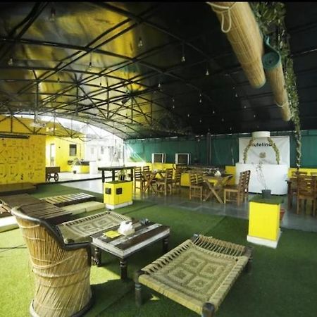 The Heistel Hostel Νέο Δελχί Εξωτερικό φωτογραφία